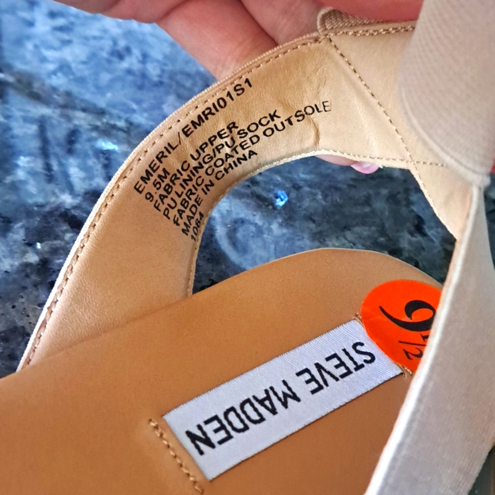 Steve Madden Sandals | 9.5 - Picture 4 of 4